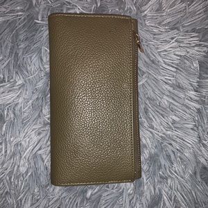 Olive Green Wallet🍃